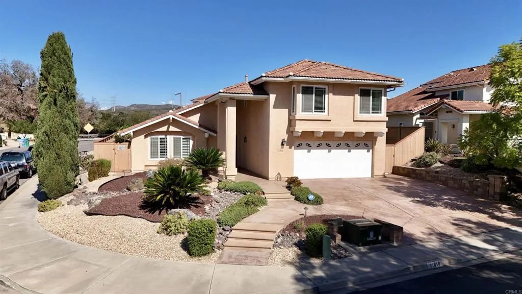 11810 Calamar Drive, San Diego, CA 92124 11810 Calamar Drive, San Diego, CA 92124