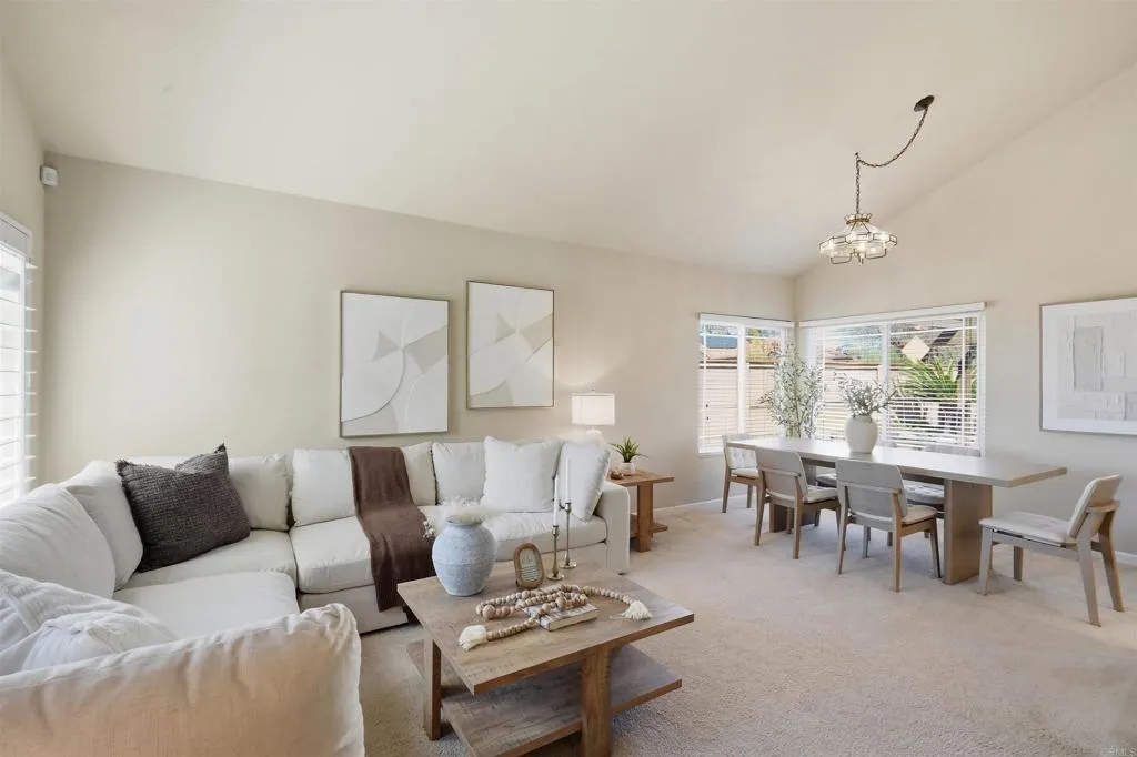 11810 Calamar Drive, San Diego, CA 92124 11810 Calamar Drive, San Diego, CA 92124