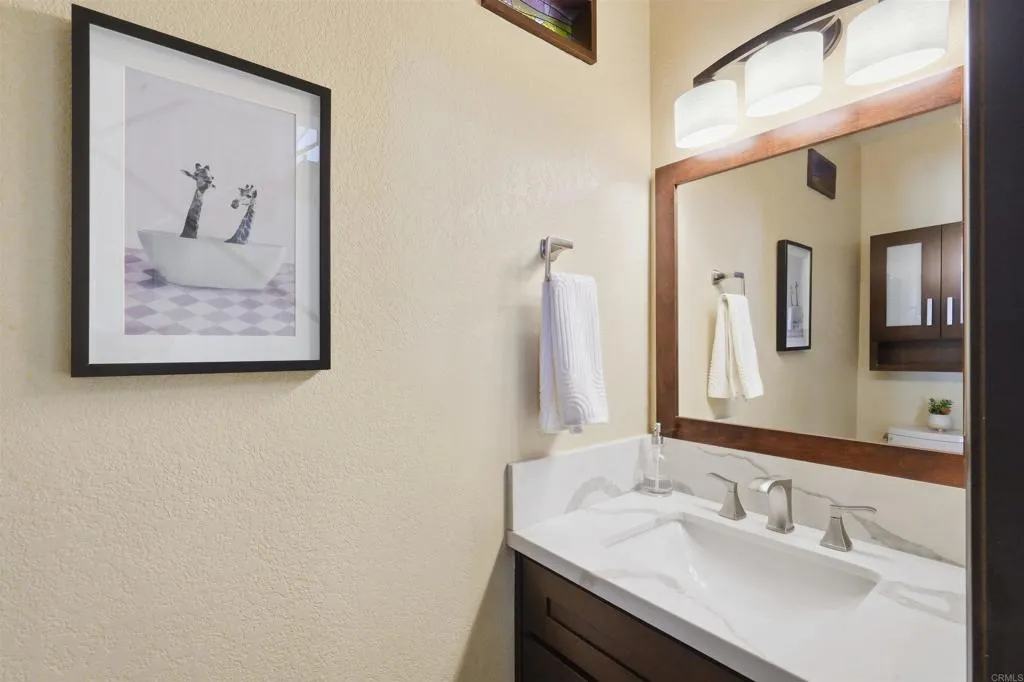11810 Calamar Drive, San Diego, CA 92124 11810 Calamar Drive, San Diego, CA 92124