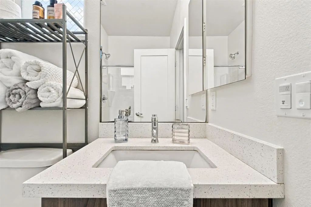 2088 Tango Loop, #2, Chula Vista, CA 91915 2088 Tango Loop, #2, Chula Vista, CA 91915