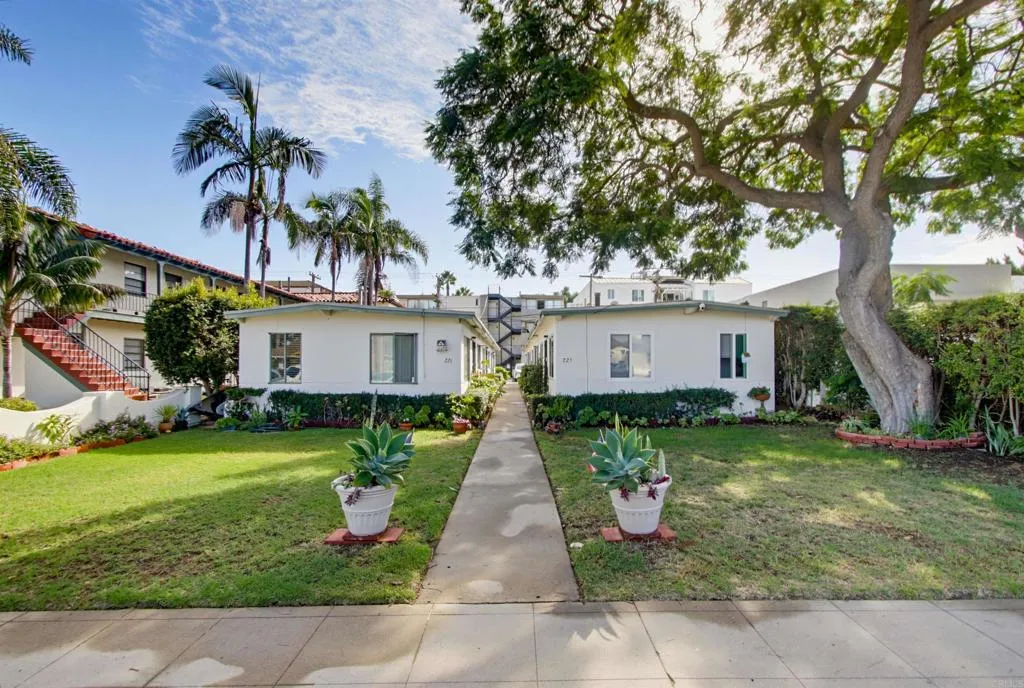 225 D Avenue, Coronado, CA 92118 225 D Avenue, Coronado, CA 92118