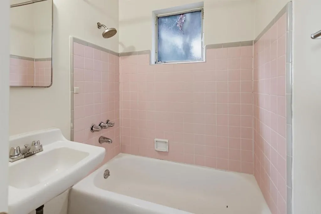 225 D Avenue, Coronado, CA 92118 225 D Avenue, Coronado, CA 92118