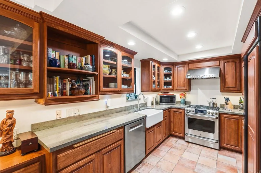 259 Sea Forest Court, Del Mar, CA 92014 259 Sea Forest Court, Del Mar, CA 92014