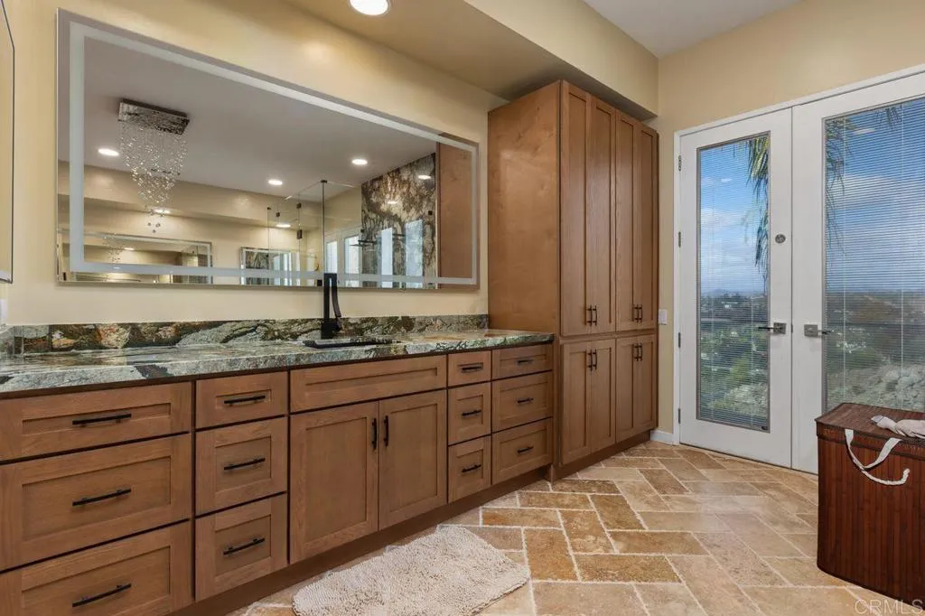 30477 Via Maria Elena, Bonsall, CA 92003 30477 Via Maria Elena, Bonsall, CA 92003