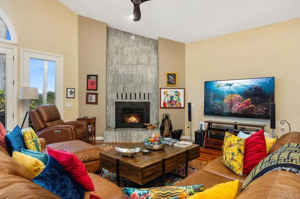30477 Via Maria Elena, Bonsall, CA 92003 30477 Via Maria Elena, Bonsall, CA 92003