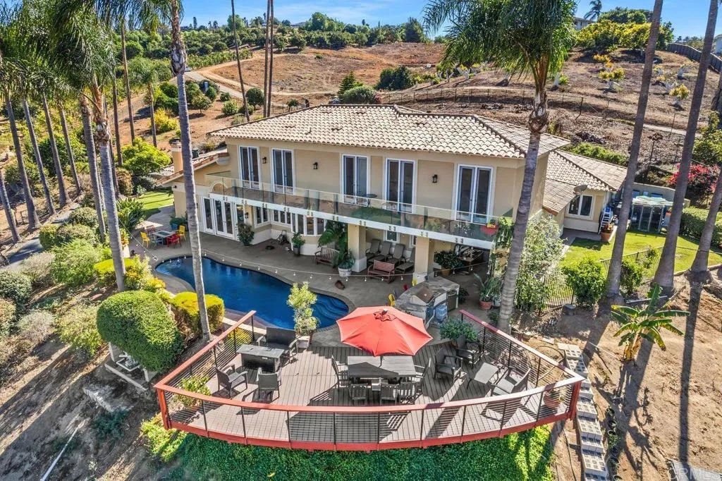 30477 Via Maria Elena, Bonsall, CA 92003 30477 Via Maria Elena, Bonsall, CA 92003