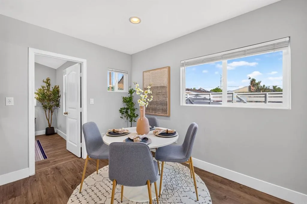 264 S 39th Street, San Diego, CA 92113 264 S 39th Street, San Diego, CA 92113