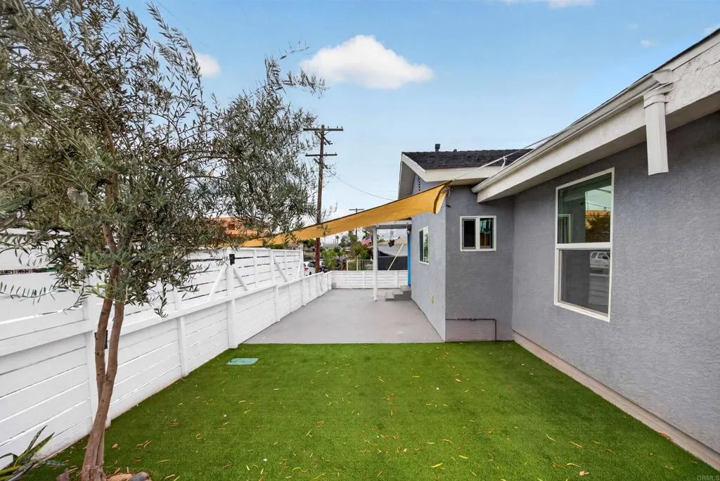 264 S 39th Street, San Diego, CA 92113 264 S 39th Street, San Diego, CA 92113