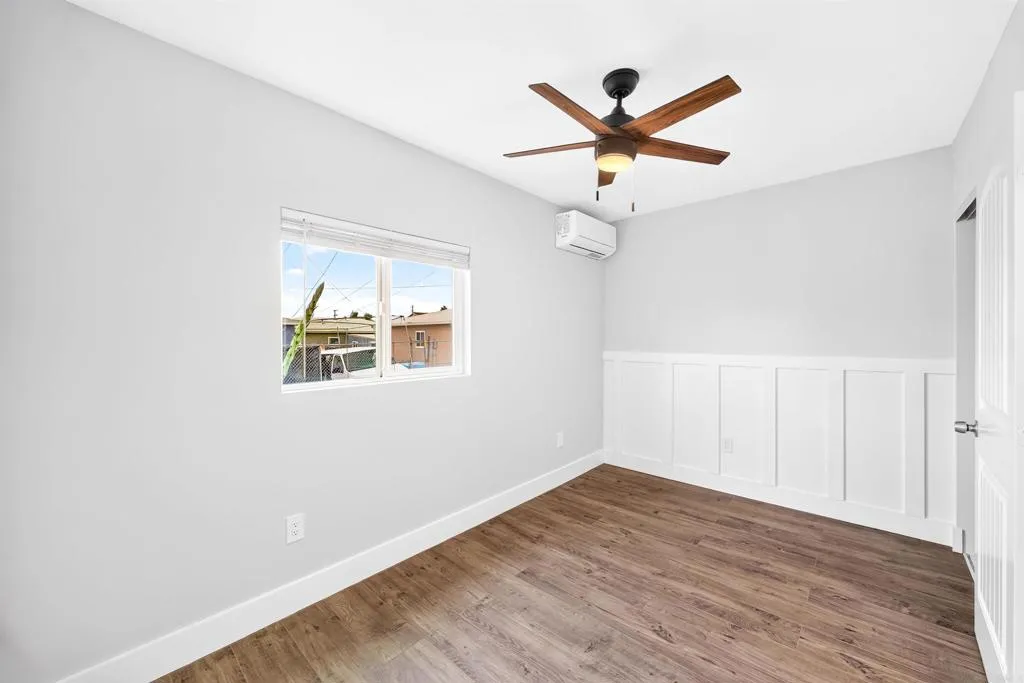 264 S 39th Street, San Diego, CA 92113 264 S 39th Street, San Diego, CA 92113