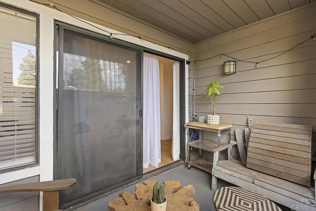 1095 Shadowridge Drive, #129, Vista, CA 92081
