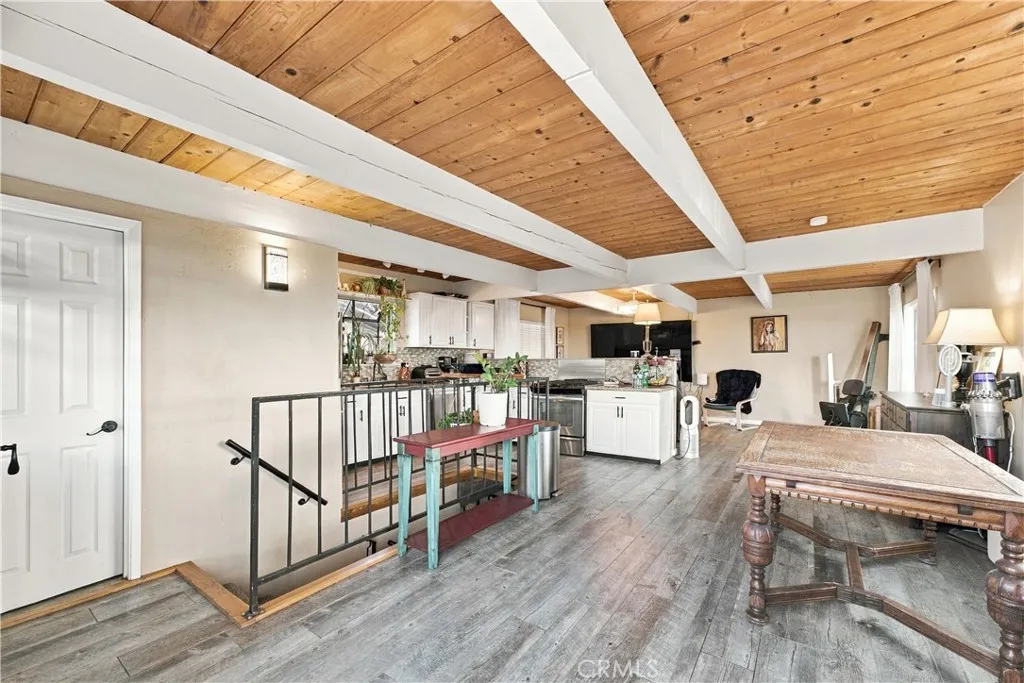1327 San Miguel, Spring Valley, CA 91977 Dining Area