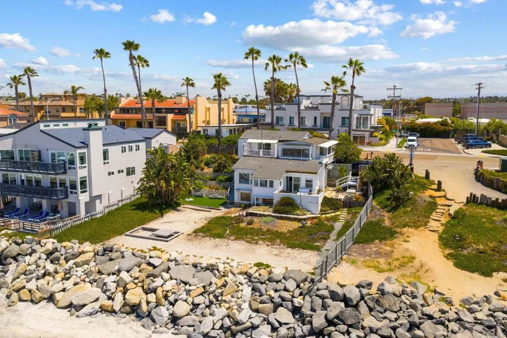 1323 S Pacific Street, Oceanside, CA 92054 1323 S Pacific Street, Oceanside, CA 92054