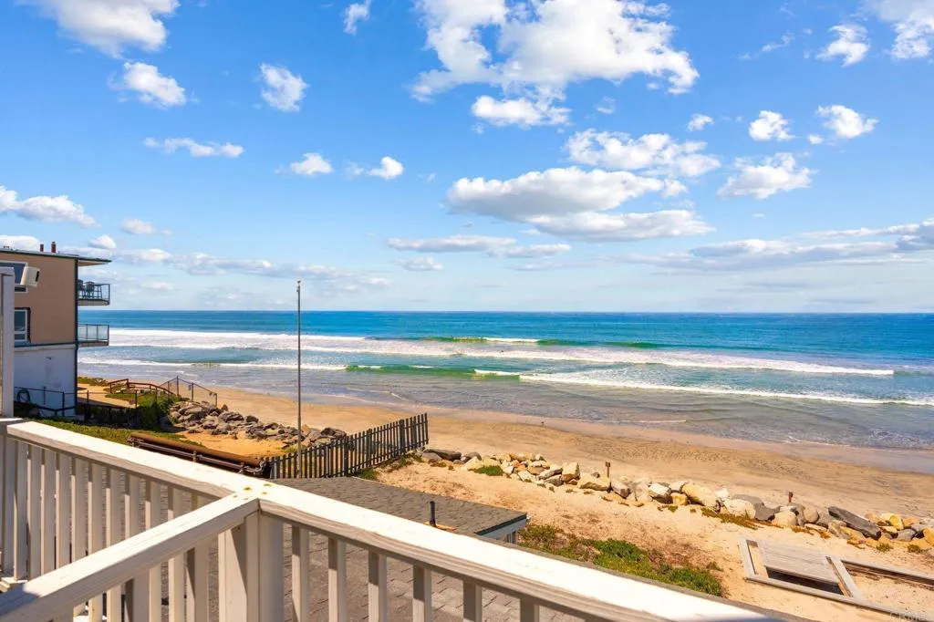 1323 S Pacific Street, Oceanside, CA 92054 1323 S Pacific Street, Oceanside, CA 92054