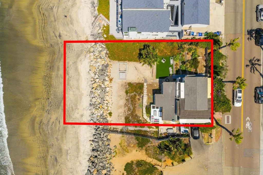 1323 S Pacific Street, Oceanside, CA 92054 1323 S Pacific Street, Oceanside, CA 92054