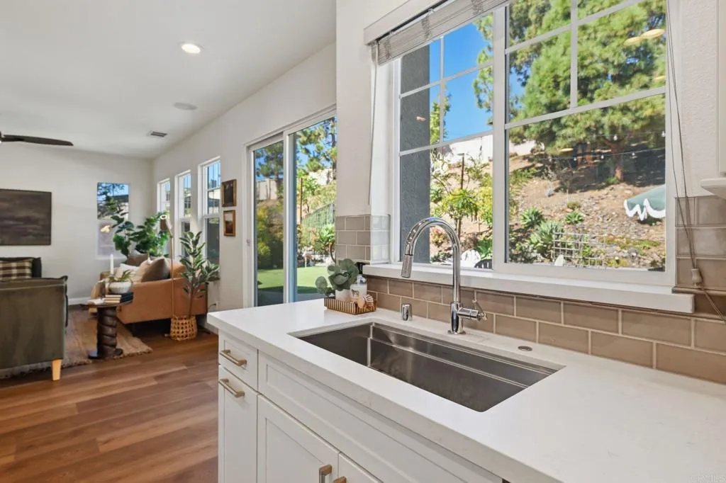 1605 Reflection Street, San Marcos, CA 92078 1605 Reflection Street, San Marcos, CA 92078
