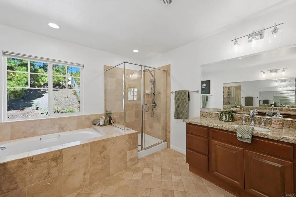 1605 Reflection Street, San Marcos, CA 92078 1605 Reflection Street, San Marcos, CA 92078
