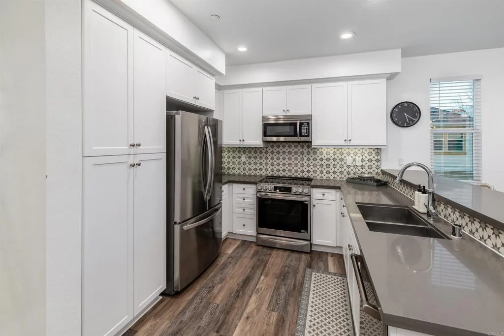 1115 Sea Glass Way, Oceanside, CA 92054
