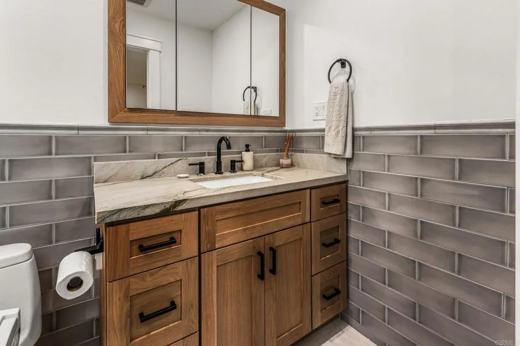 https://cdn.realtyfeed.com/cdn/127/307108282/04ec20263368c3219221a3ff7b4f52b3.webp