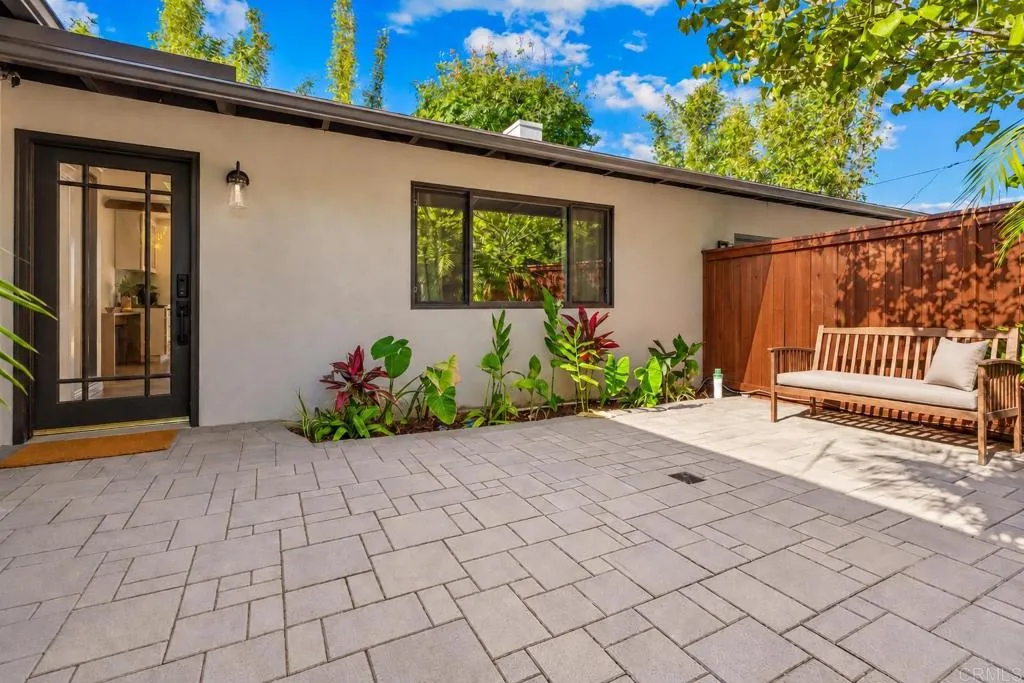 https://cdn.realtyfeed.com/cdn/127/307108282/1dcc79cd57b6ea7bbe4e5178e7d853fd.webp