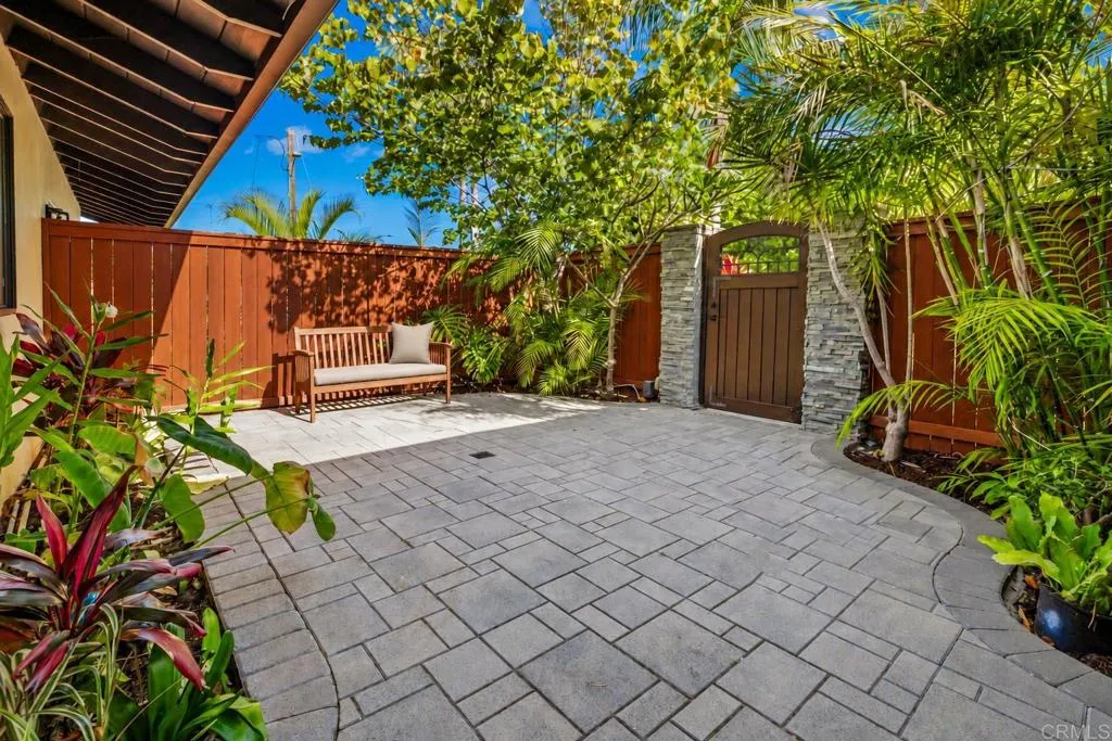 https://cdn.realtyfeed.com/cdn/127/307108282/ee1a2baca9cdd2421755853b7345201d.webp