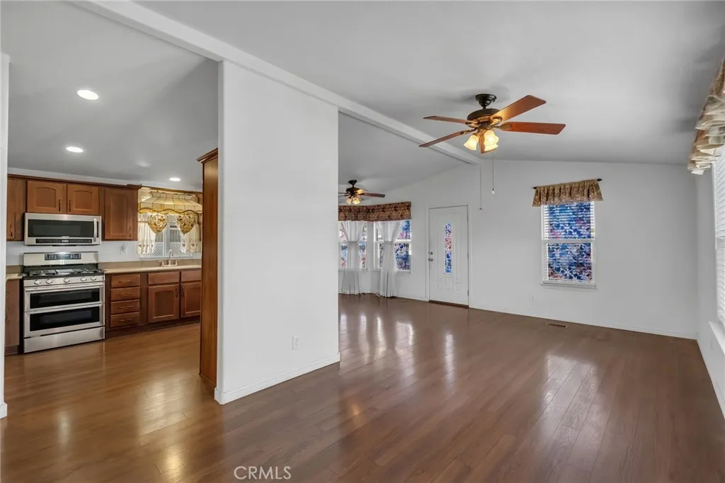 49 Ellen, #49, Oceanside, CA 92058 49 Ellen, #49, Oceanside, CA 92058