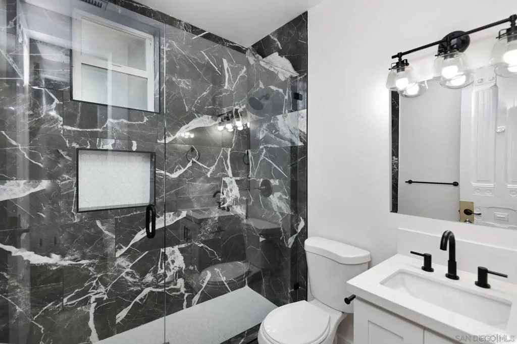 6250-6256 Stewart St, San Diego, CA 92115