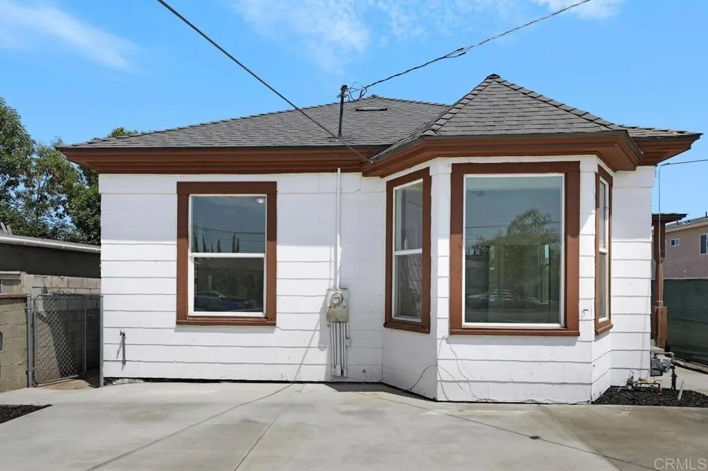 6250-6256 Stewart St, San Diego, CA 92115