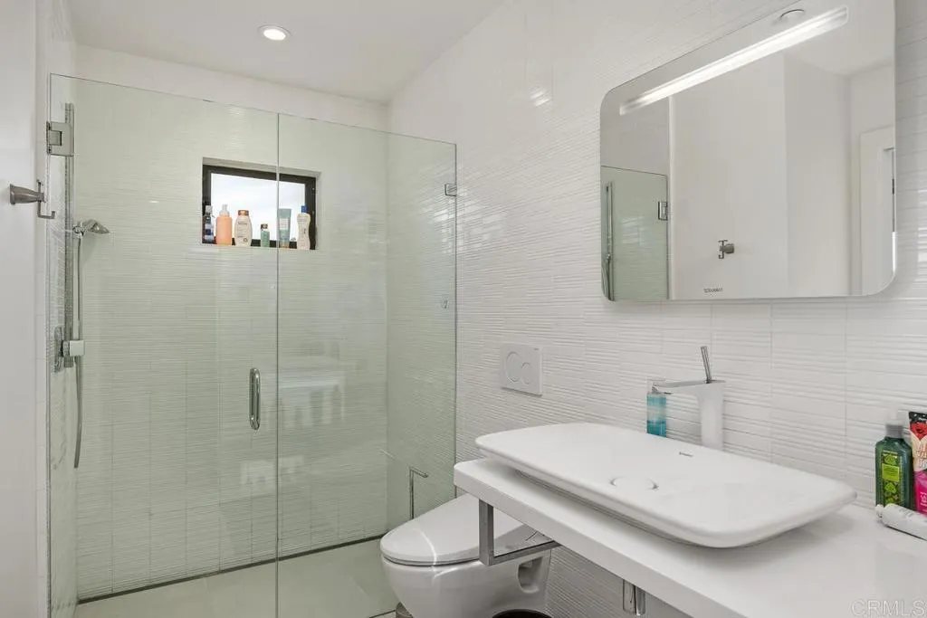 https://cdn.realtyfeed.com/cdn/127/307108499/07b609e4abd94432d4b2b66db3e4c574.webp