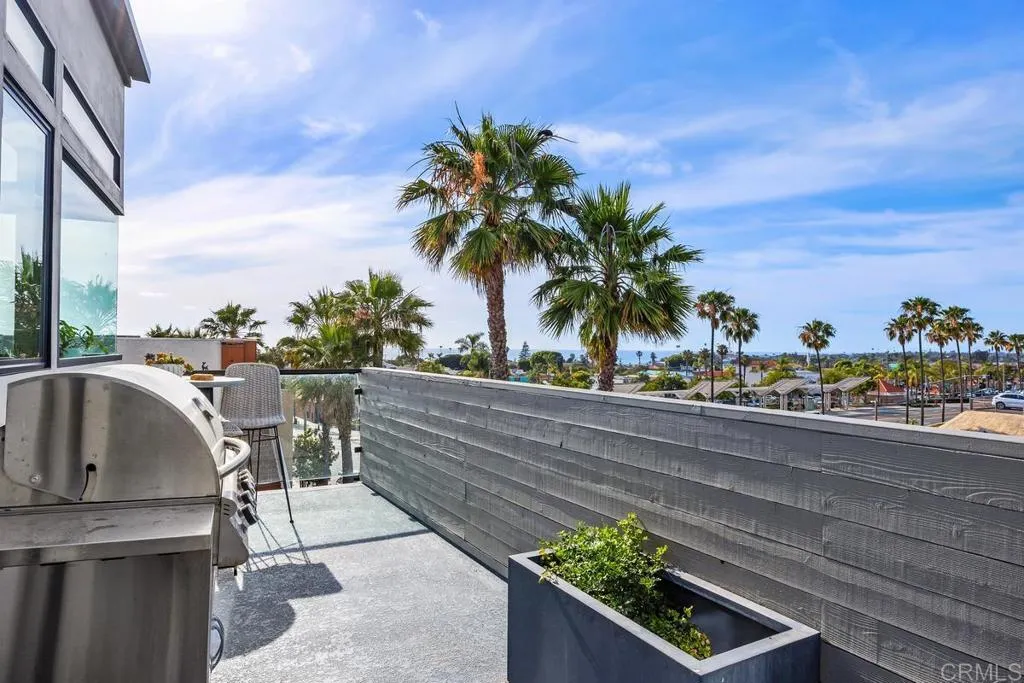 https://cdn.realtyfeed.com/cdn/127/307108499/4b8ce31f65644008ea07d820ee18aa1c.webp