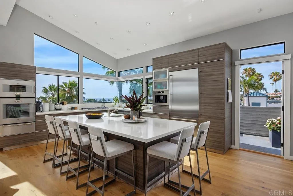 https://cdn.realtyfeed.com/cdn/127/307108499/500160023c58ceb5bf57385a1ca96ac6.webp