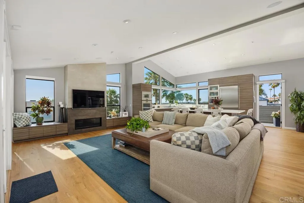 https://cdn.realtyfeed.com/cdn/127/307108499/60b680f6fdf91e917f3d70fc4dee6487.webp