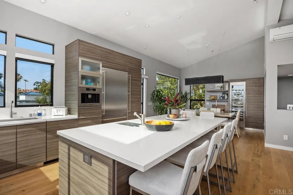 https://cdn.realtyfeed.com/cdn/127/307108499/7267125e35d27d9da566f65490c7cb79.webp