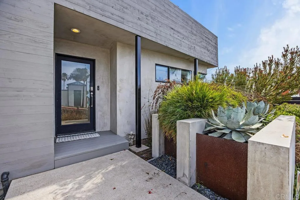 https://cdn.realtyfeed.com/cdn/127/307108499/9624eb185158bd70bc73aba7de8a8a7d.webp