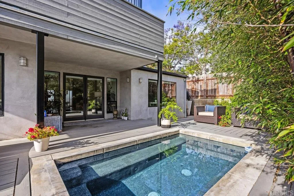 https://cdn.realtyfeed.com/cdn/127/307108499/e29421103eb6f11b88c5f2d41141c945.webp