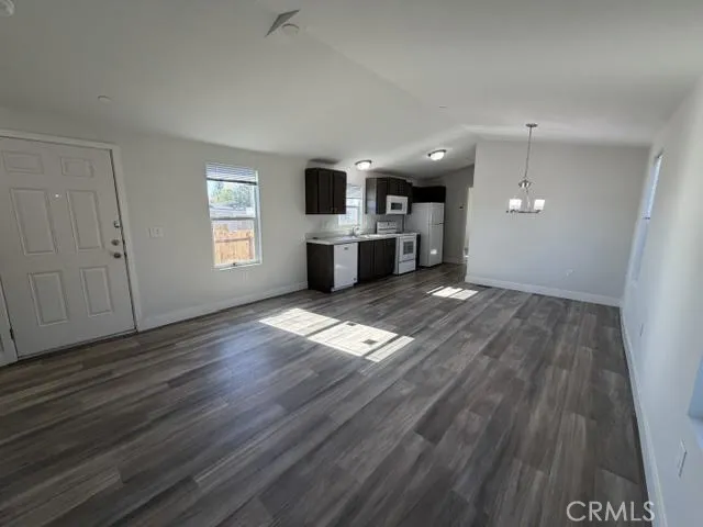 https://cdn.realtyfeed.com/cdn/127/307108596/3a20c77646689db67bf8debde96f9f65.webp