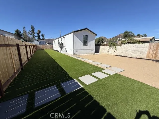 https://cdn.realtyfeed.com/cdn/127/307108596/5b01d1aa7f6eccd540ba4f852e095662.webp