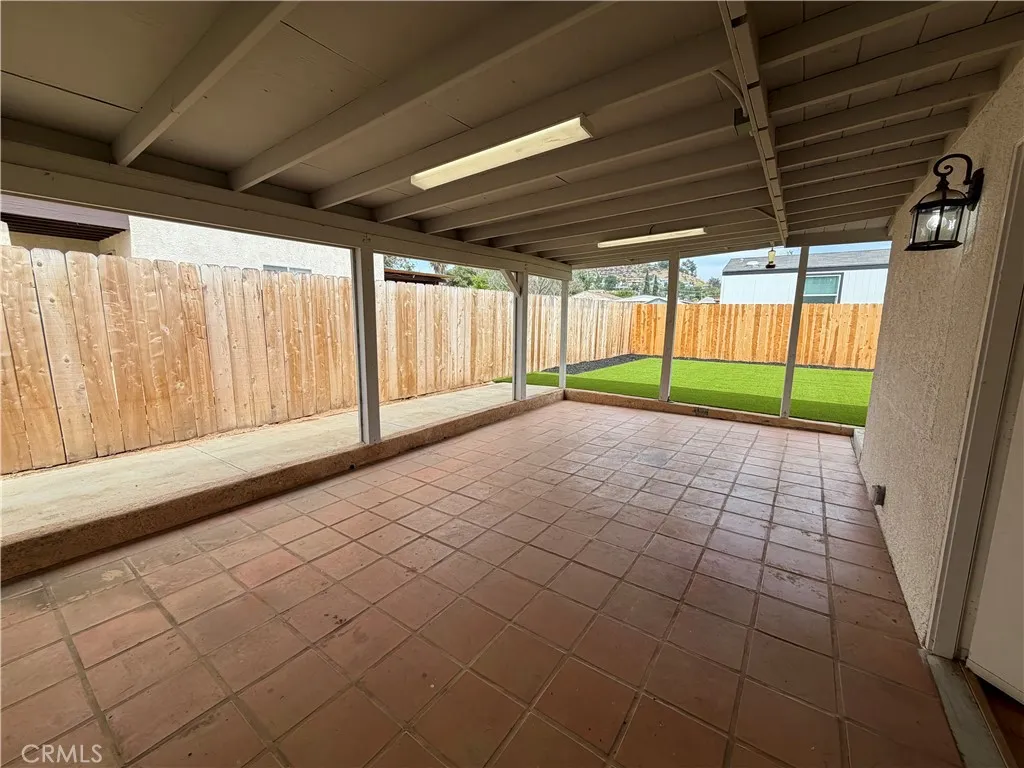 https://cdn.realtyfeed.com/cdn/127/307108596/7c29f72aa871f43480e86b640f4a966f.webp