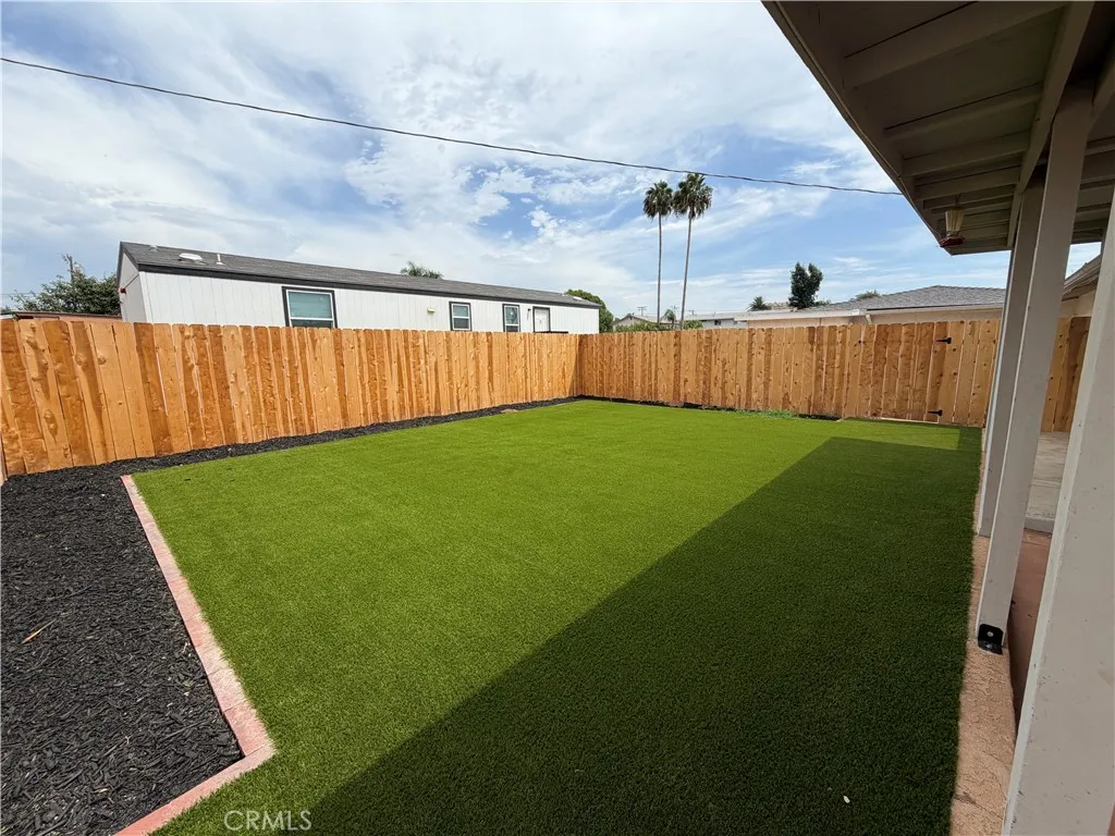 https://cdn.realtyfeed.com/cdn/127/307108596/e70f069971c46fa83bd4323b5e06ada1.webp