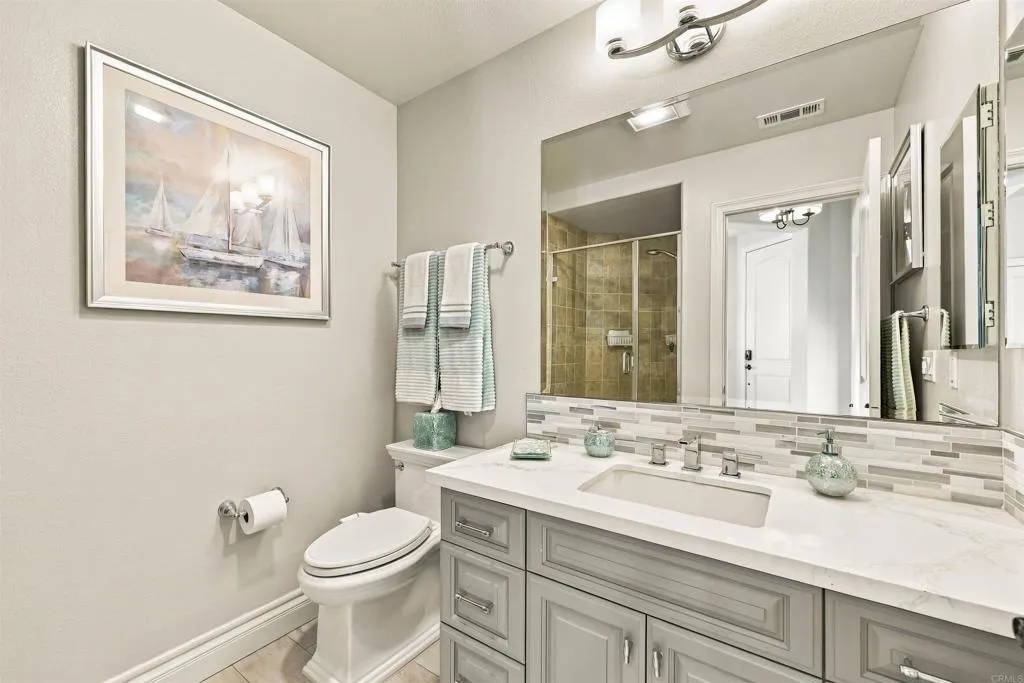 5815 Gablewood Way, San Diego, CA 92130 5815 Gablewood Way, San Diego, CA 92130