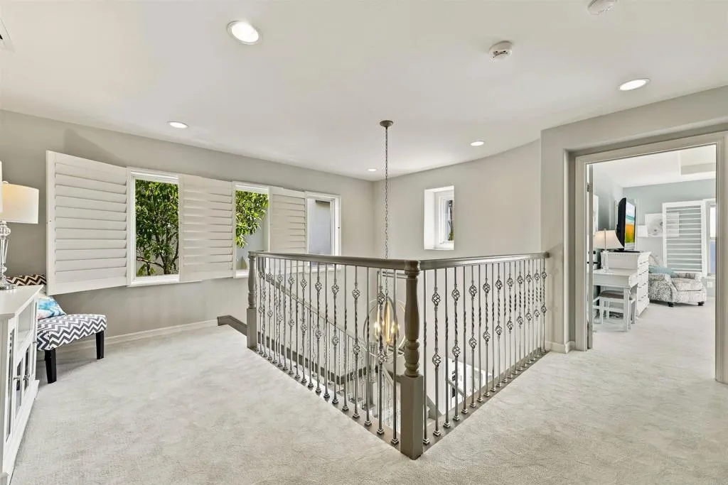 5815 Gablewood Way, San Diego, CA 92130 5815 Gablewood Way, San Diego, CA 92130