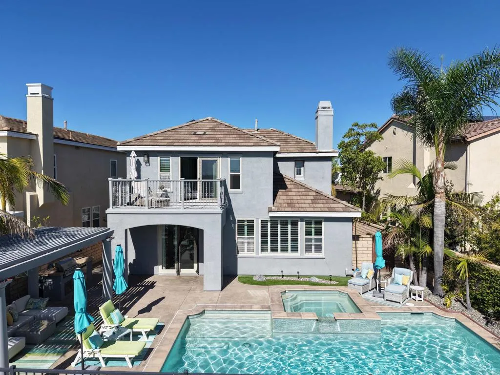 5815 Gablewood Way, San Diego, CA 92130 5815 Gablewood Way, San Diego, CA 92130