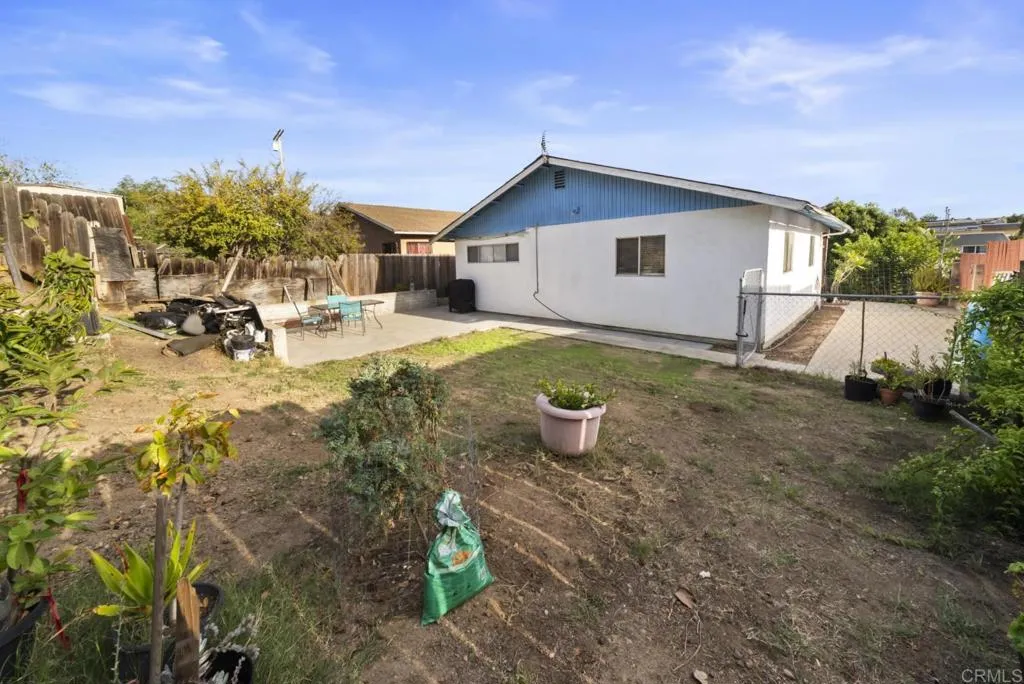 2325 E 14Th Street, National City, CA 91950 2325 E 14Th Street, National City, CA 91950