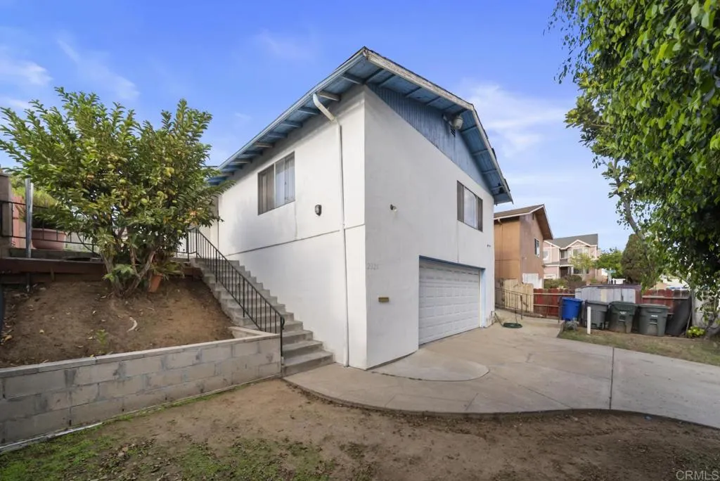2325 E 14Th Street, National City, CA 91950 2325 E 14Th Street, National City, CA 91950