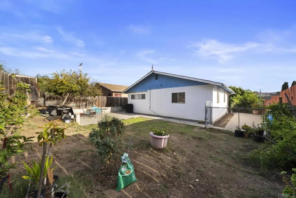 2325 E 14Th Street, National City, CA 91950 2325 E 14Th Street, National City, CA 91950