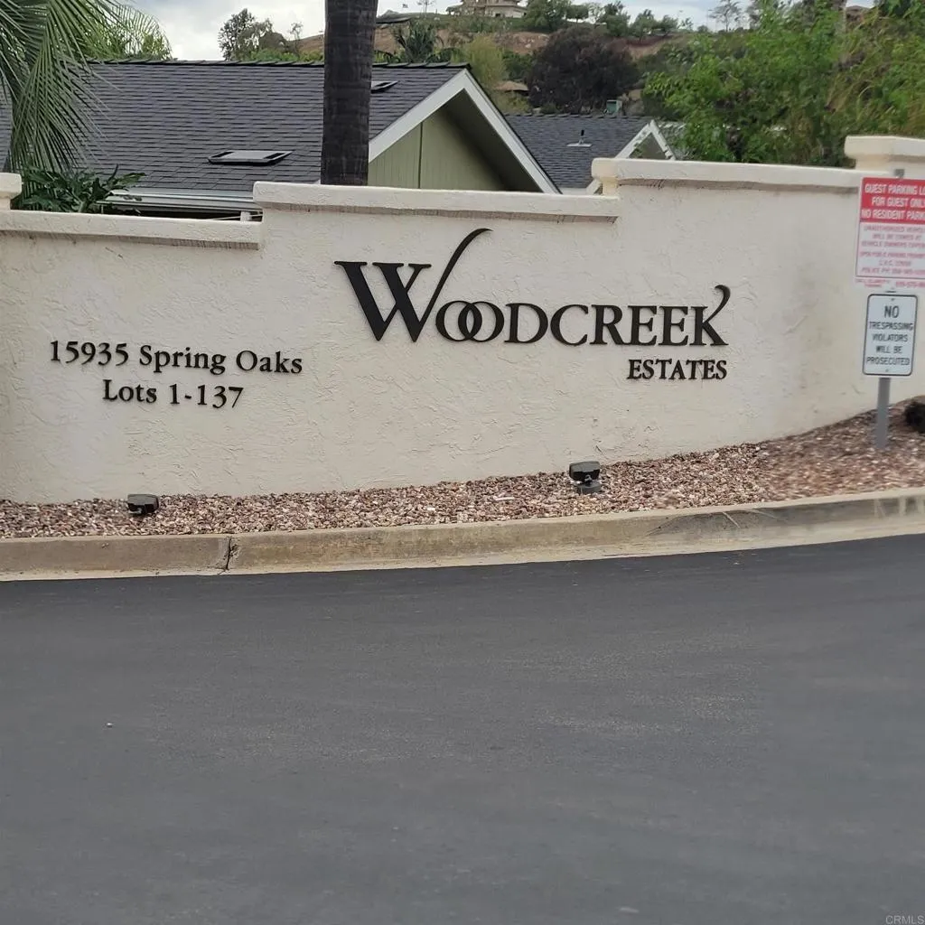 15935 Spring Oaks Rd., El Cajon, CA 92021 15935 Spring Oaks Rd., El Cajon, CA 92021