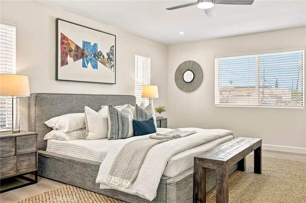 4661 Redwood Street, San Diego, CA 92105 4661 Redwood Street, San Diego, CA 92105