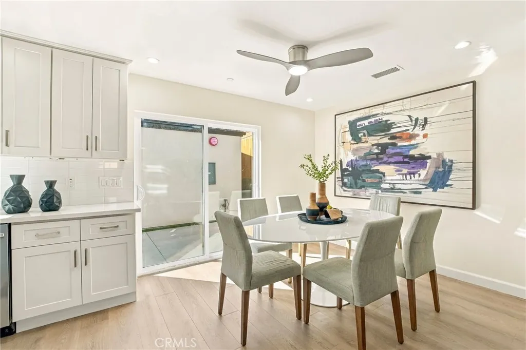 4661 Redwood Street, San Diego, CA 92105 4661 Redwood Street, San Diego, CA 92105