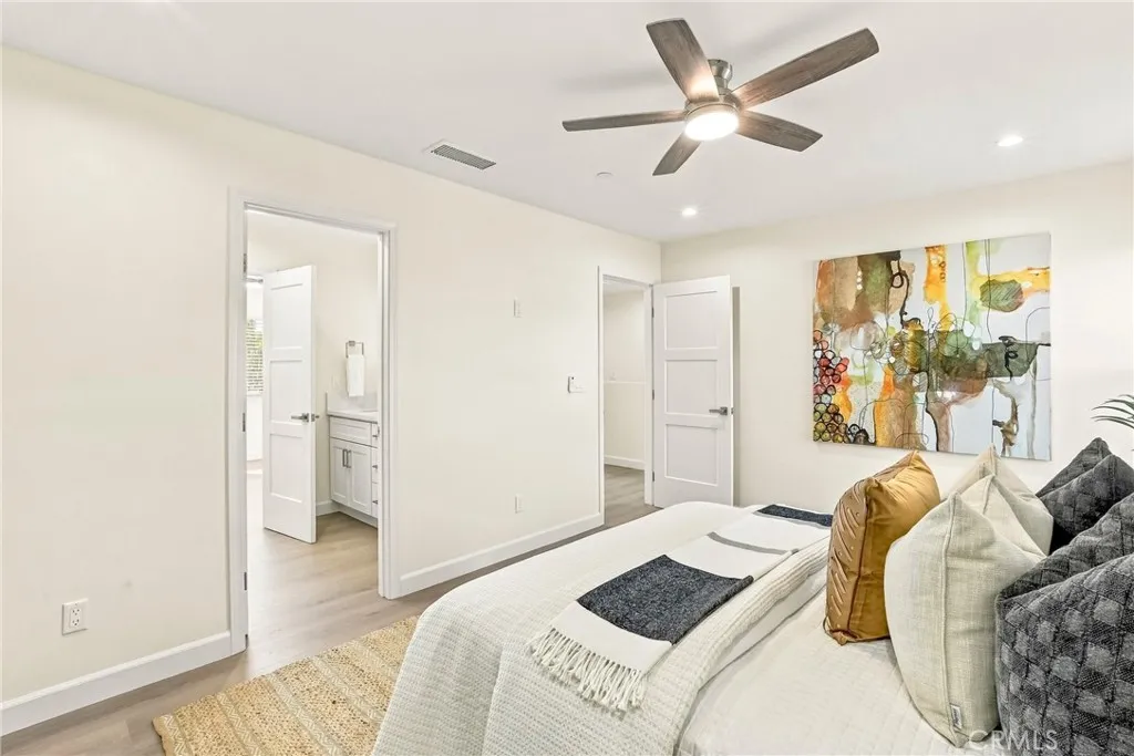 4661 Redwood Street, San Diego, CA 92105 4661 Redwood Street, San Diego, CA 92105