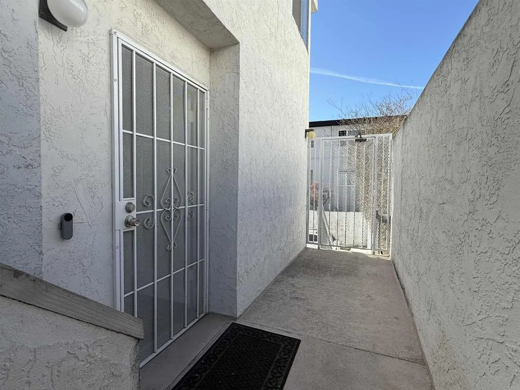 4318 53Rd Street, #1, San Diego, CA 92115 4318 53Rd Street, #1, San Diego, CA 92115