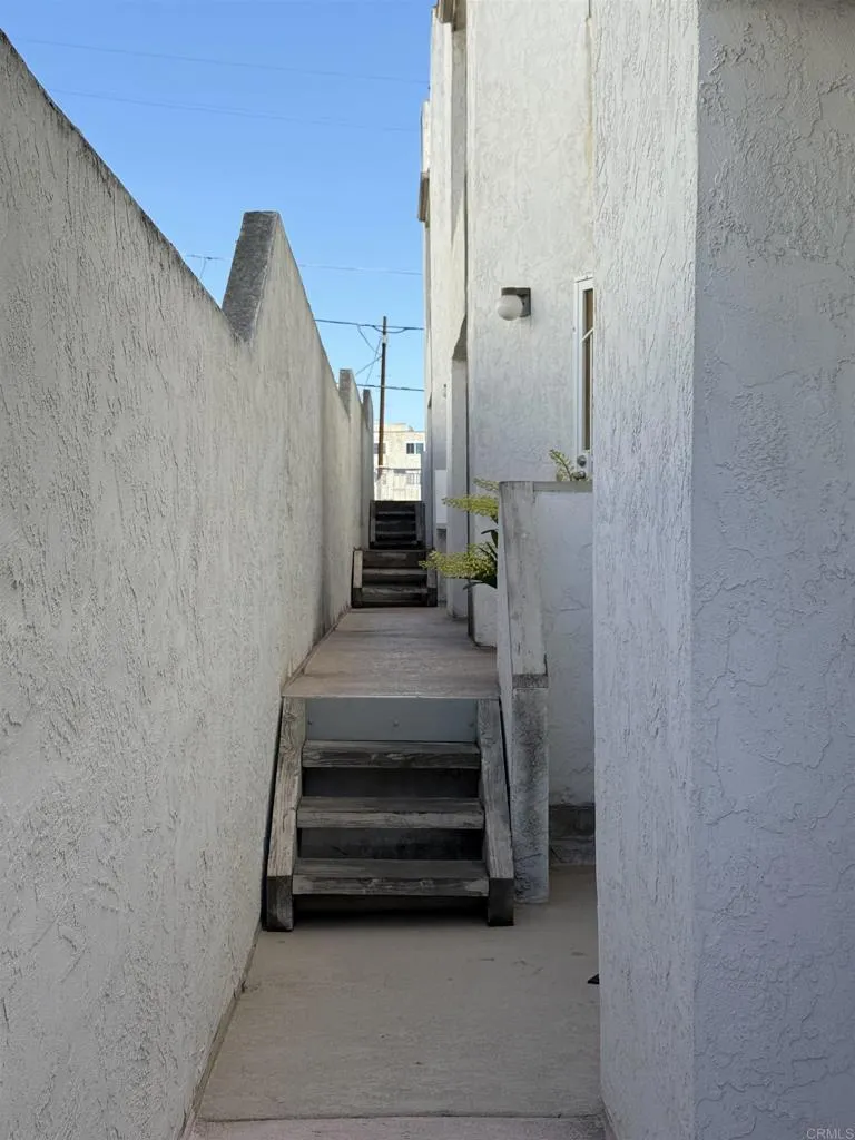 4318 53Rd Street, #1, San Diego, CA 92115 4318 53Rd Street, #1, San Diego, CA 92115